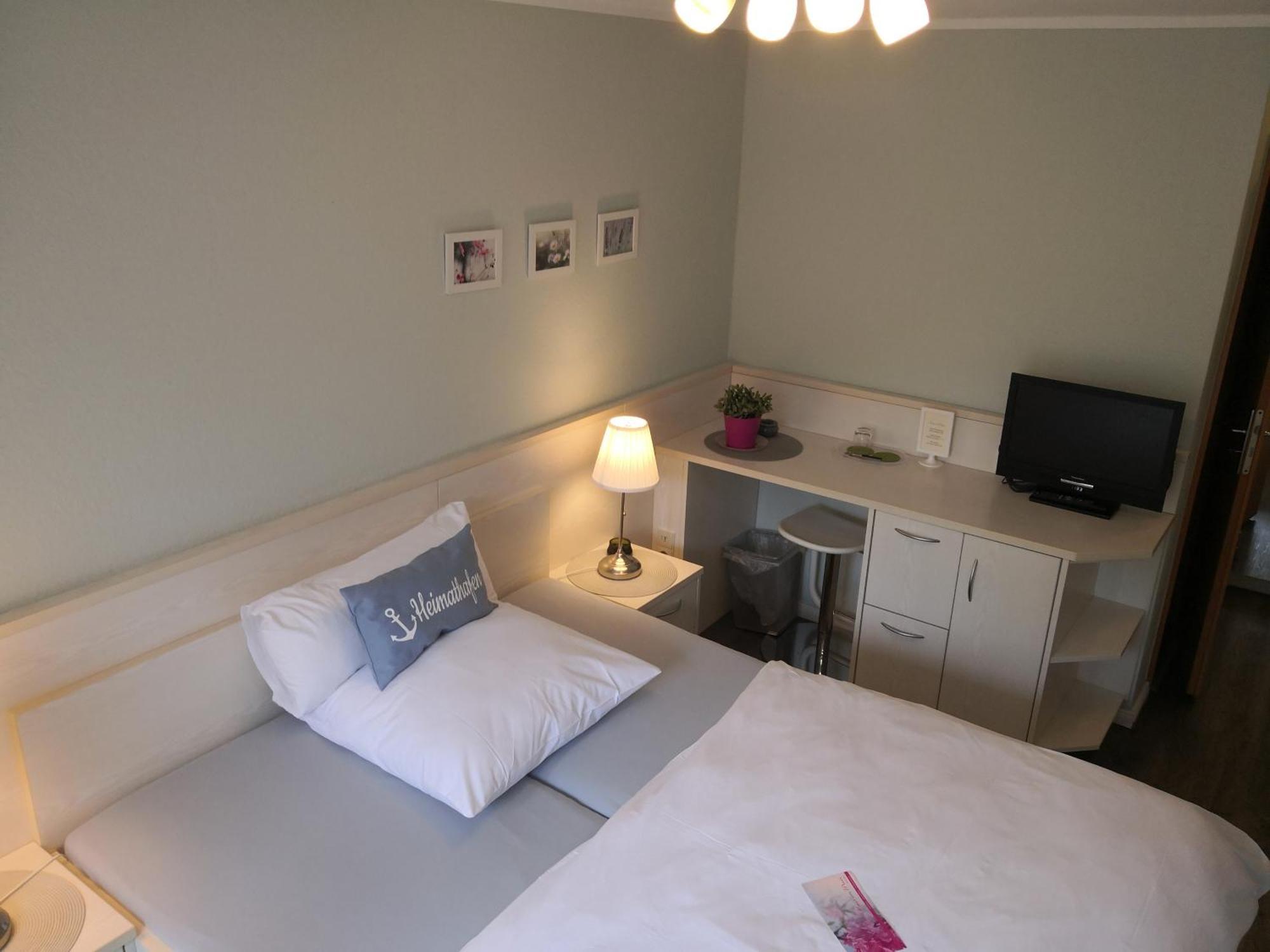 Hotel Garni Haus Am Meer นอยฮาร์ลิงเงอซีล ภายนอก รูปภาพ