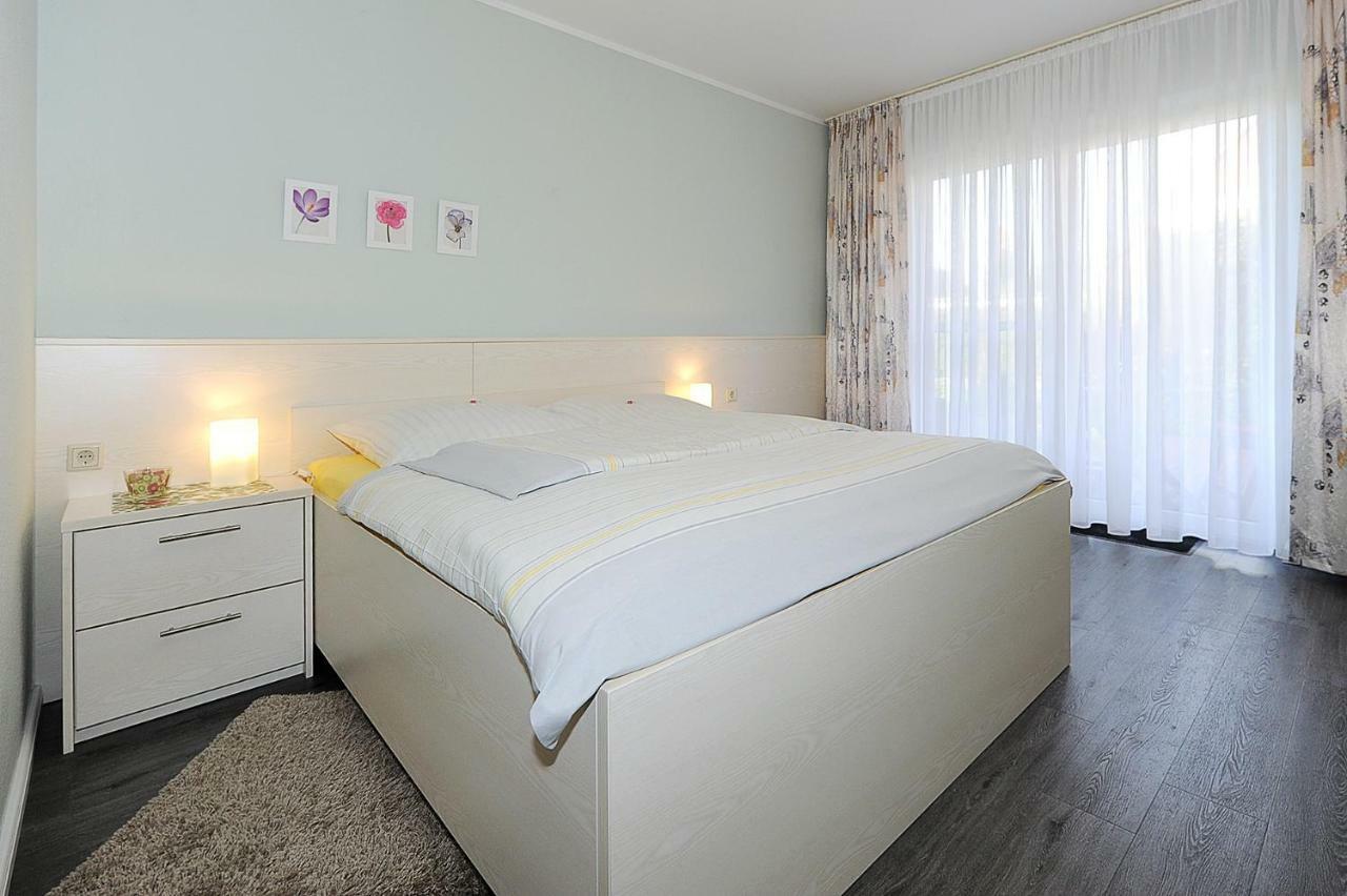 Hotel Garni Haus Am Meer นอยฮาร์ลิงเงอซีล ภายนอก รูปภาพ