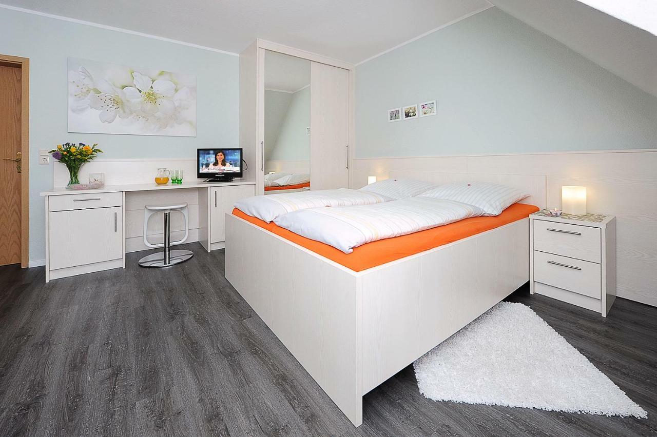 Hotel Garni Haus Am Meer นอยฮาร์ลิงเงอซีล ภายนอก รูปภาพ